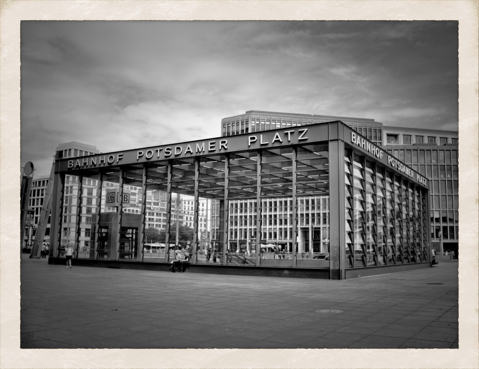 Potsdamer Platz - Bahnhof