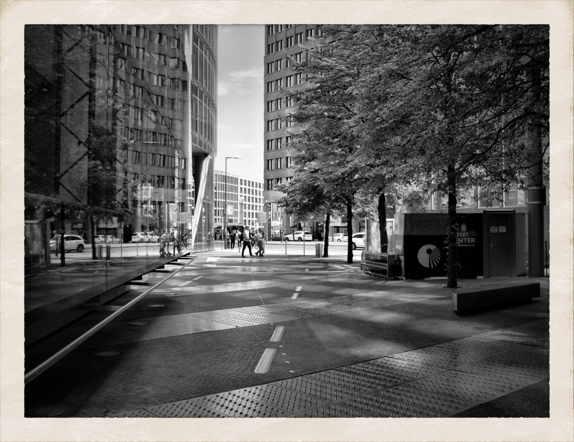 Potsdamer Platz - Sony-Center Eingang